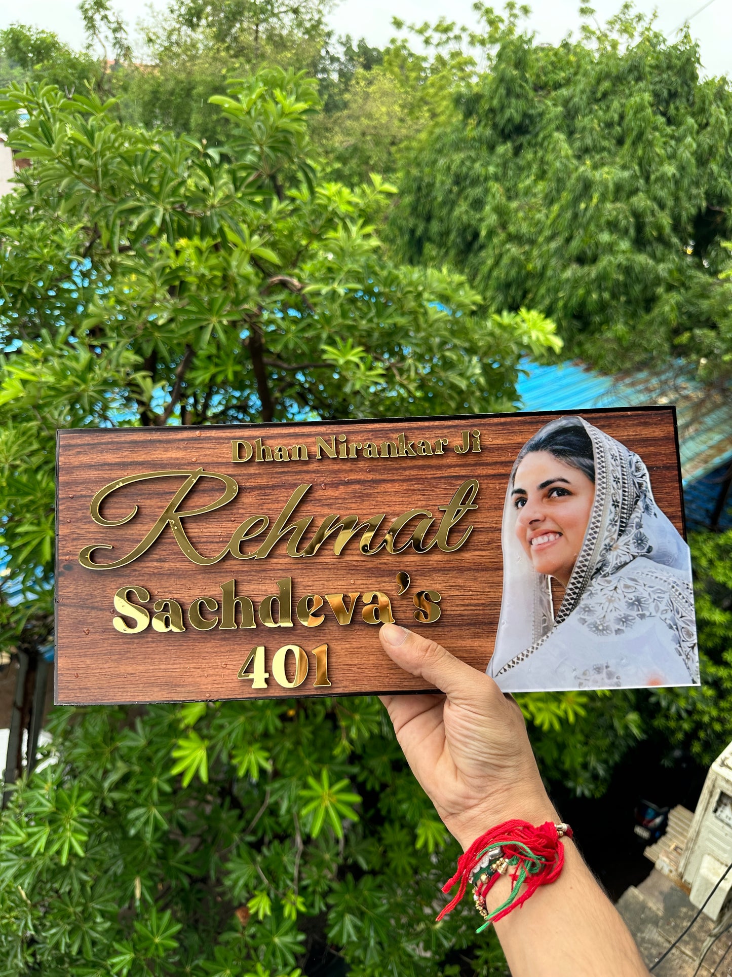 Photo name plate