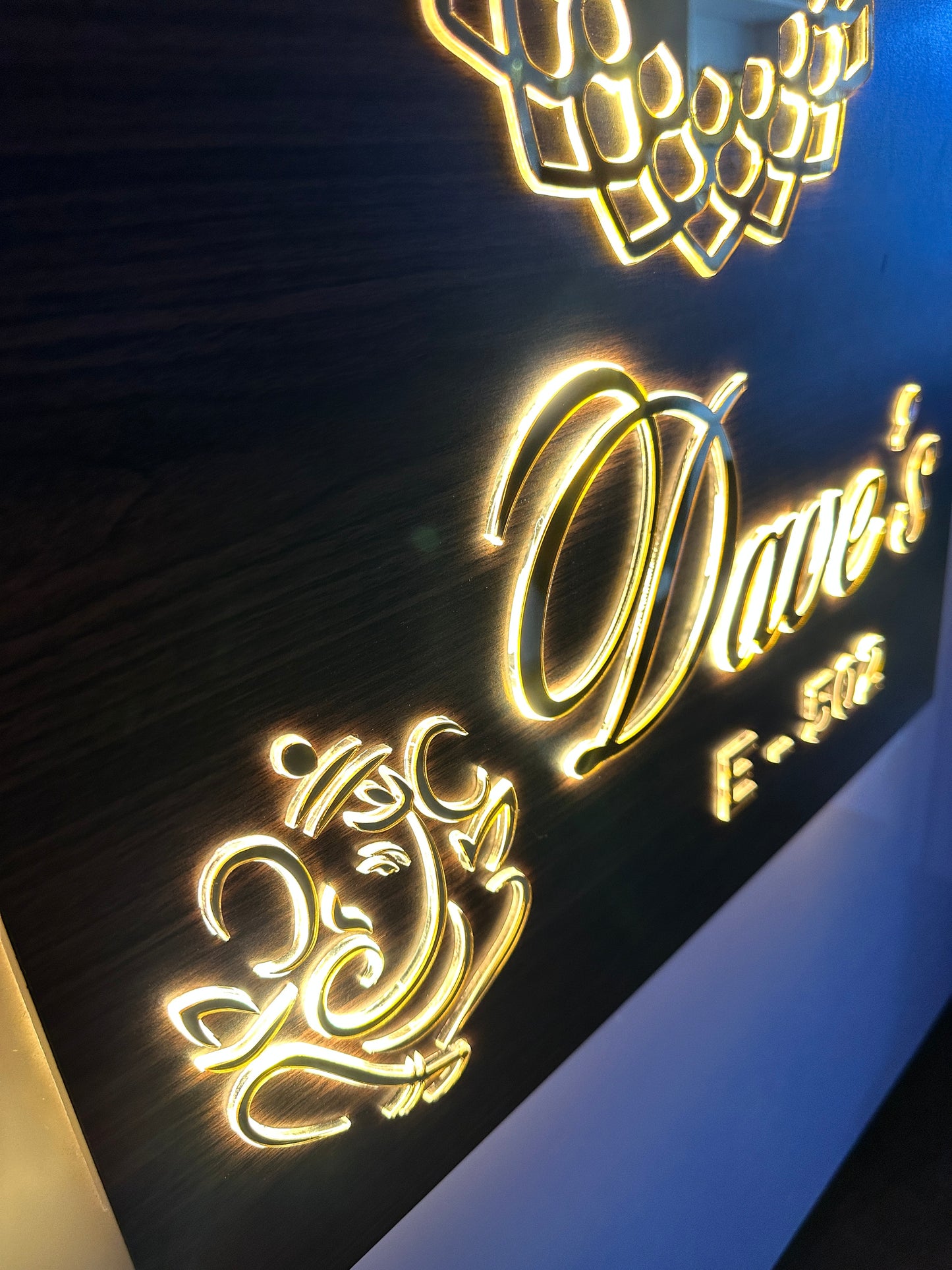 Om LED Name plate