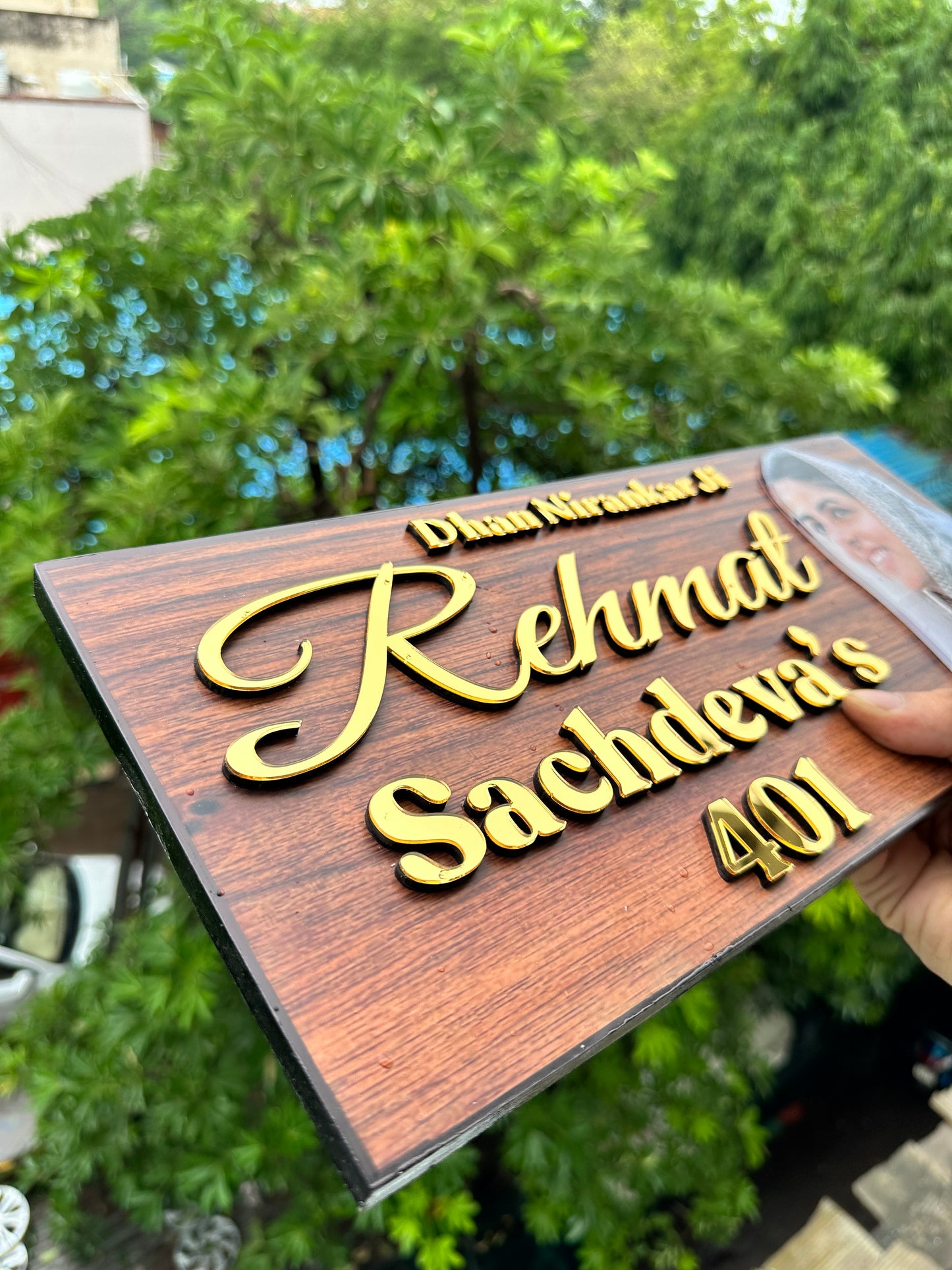 Photo name plate