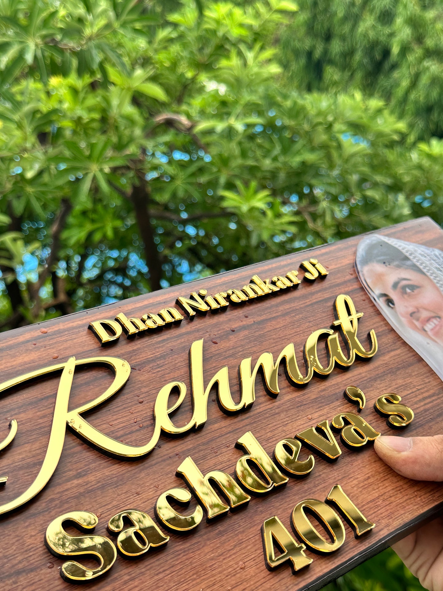 Photo name plate