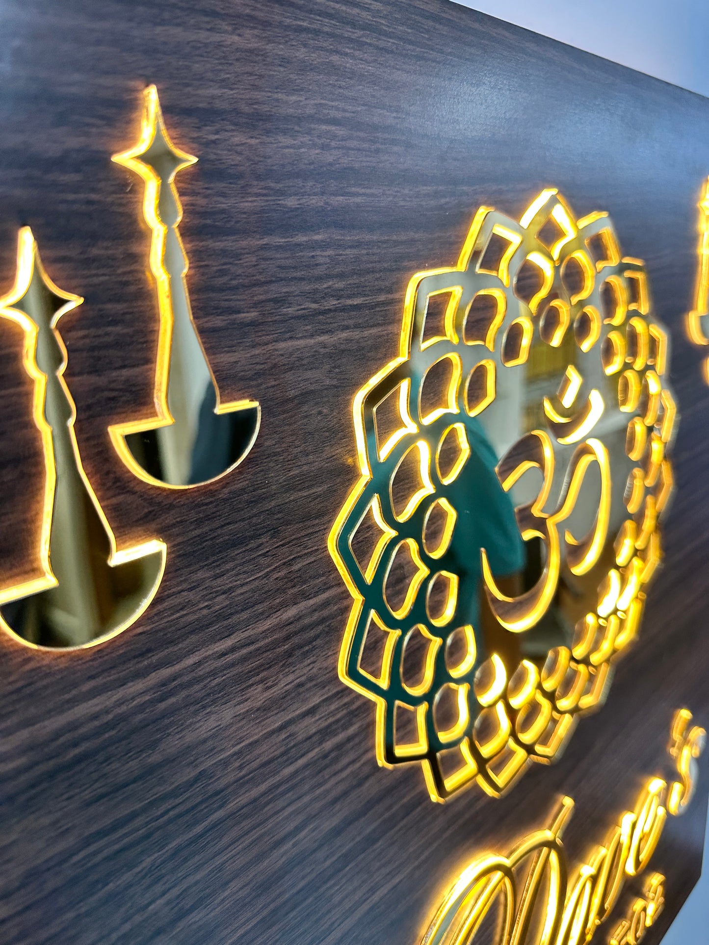Om LED Name plate