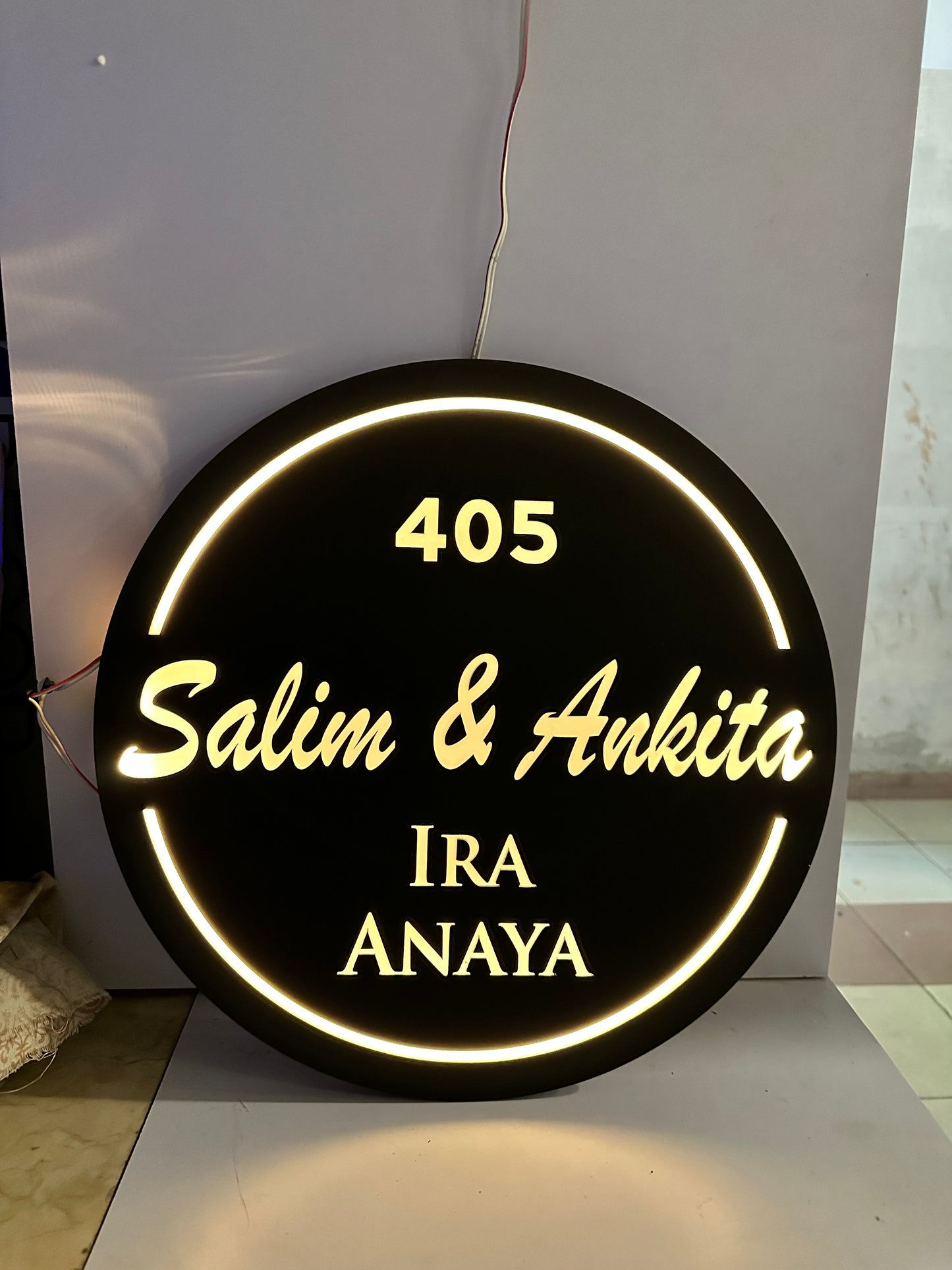 Salim ans Ankita (LED Plate)
