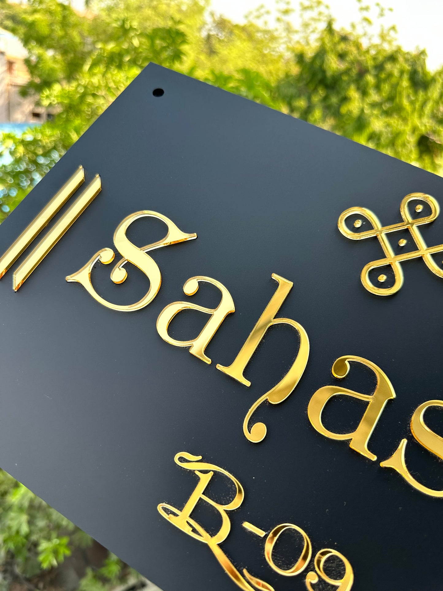 Sahastra plate
