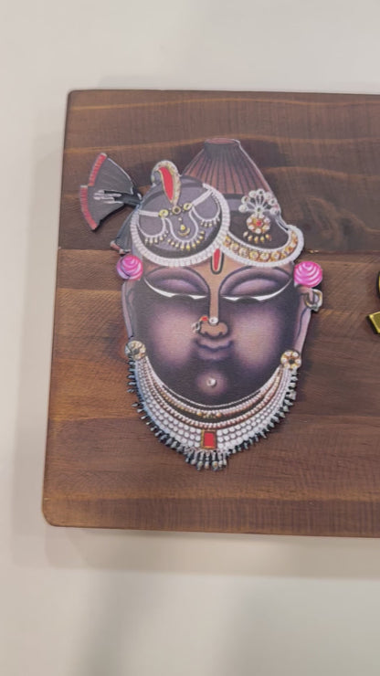 Shriji face wood plate